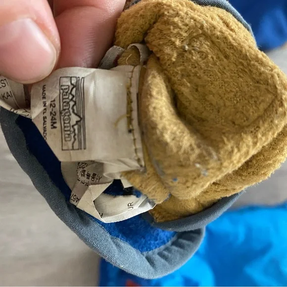 Patagonia and North Face Cozy Bundle, Reversible Jacket and Quilted Joggers - Picture 7 of 15